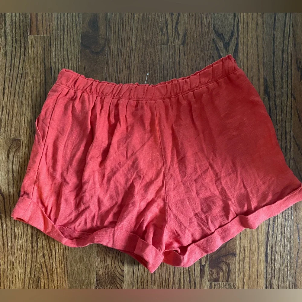 Sienna Sky Elastic Cuff Summer‎ Shorts, Women's Size Large, Coral Pink Color NEW